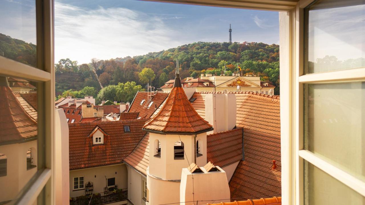 Hotel Golden Key Prague Castle Exterior foto